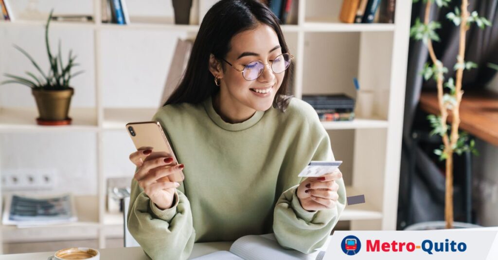Uso-de-Tarjetas-Bancarias-en-el-Metro-de-Quito